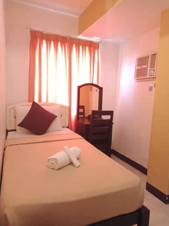 Amax Inn Cebu Mandaue Exterior foto